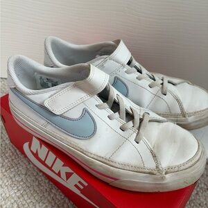Nike Court Legacy girls sneakers